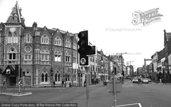 Photo of Cardiff, St Mary Street 2004