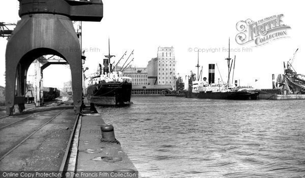 Photo of Cardiff, The Docks c.1955