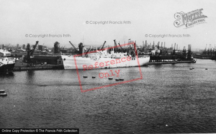 Photo of Cardiff, The Docks c.1960