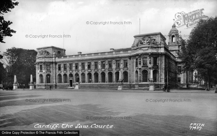 Photo of Cardiff, The Law Courts 1925