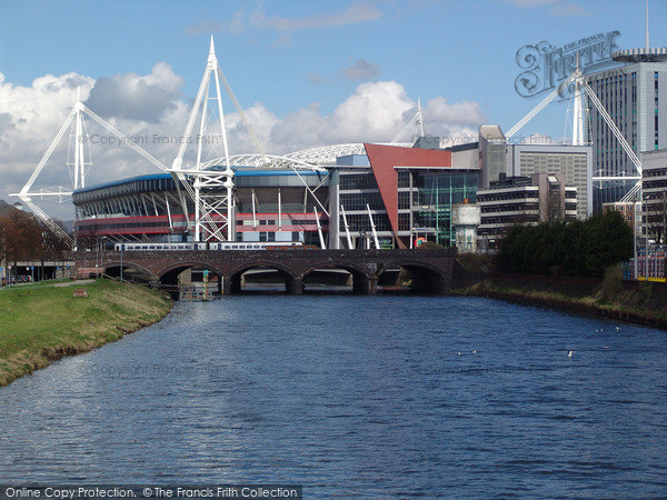 Photo of Cardiff, The Millennium Stadium 2004