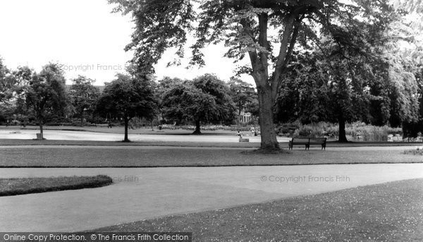 Photo of Cardiff, Victoria Park c.1965