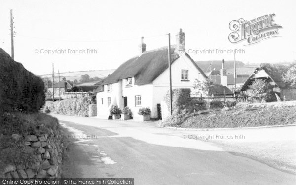 Photo of Carhampton, Kildare c.1955