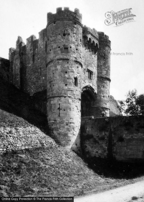 Photo of Carisbrooke, Castle, The Gatehouse c.1935