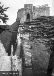 Castle, The Keep And Steps c.1935, Carisbrooke