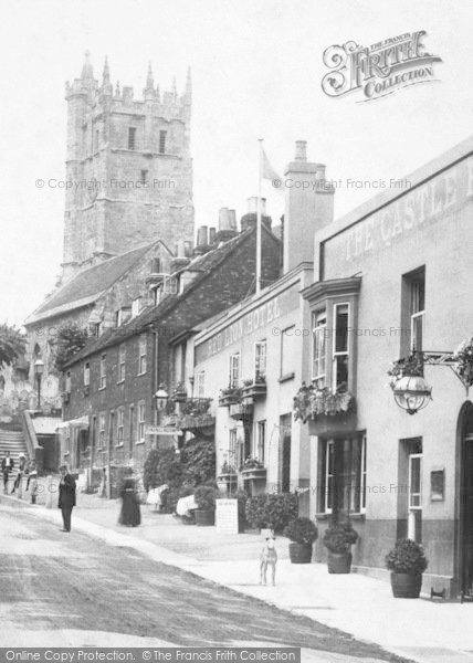 Photo of Carisbrooke, Church And Red Lion Hotel 1908