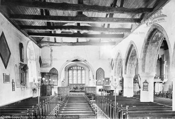 Photo of Carisbrooke, Church Interior 1913