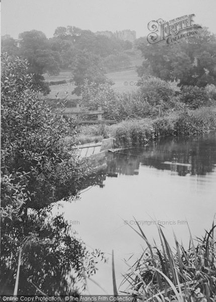 Photo of Carisbrooke, Mill Pond 1913