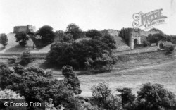 The Castle c.1935, Carisbrooke
