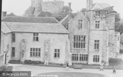 The Castle Courtyard c.1955, Carisbrooke