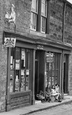 The Post Office 1926, Carlton