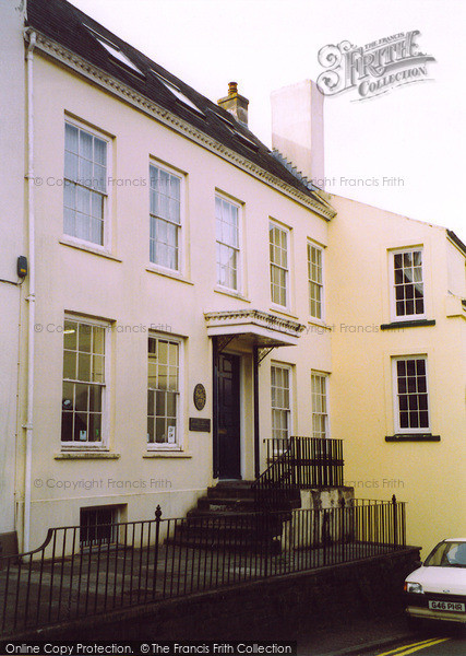 Photo of Carmarthen, 10 Quay Street 2004