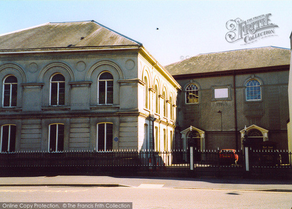 Photo of Carmarthen, August Street Chapel 2004