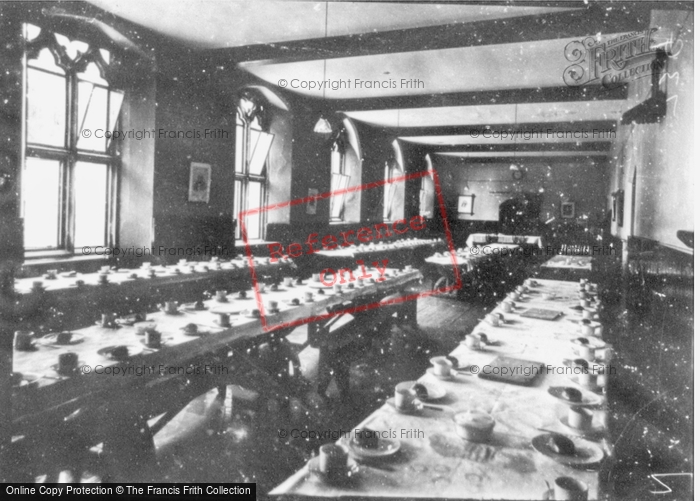 Photo of Carmarthen, College, The Dining Hall c.1950