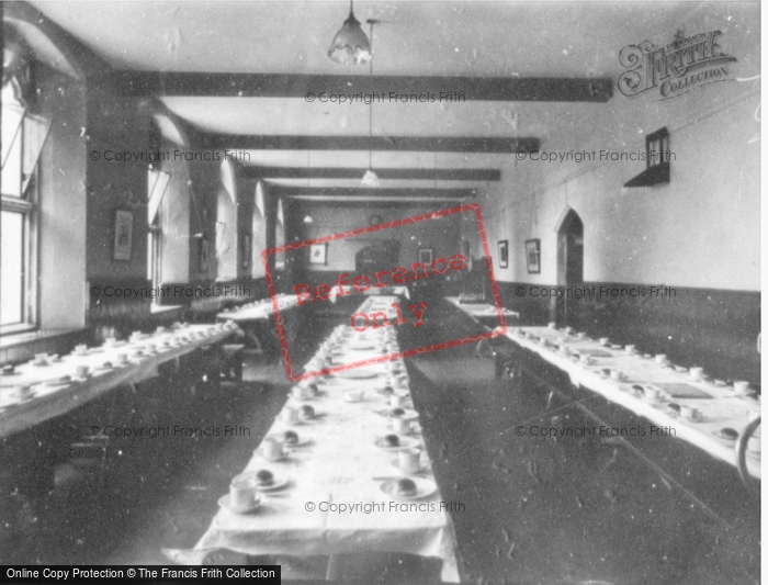 Photo of Carmarthen, College, The Dining Hall c.1950
