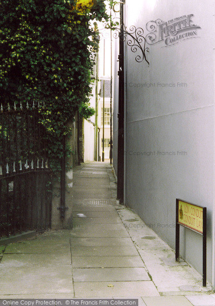 Photo of Carmarthen, Conduit Lane 2004