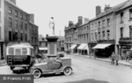 Guildhall Square 1925, Carmarthen