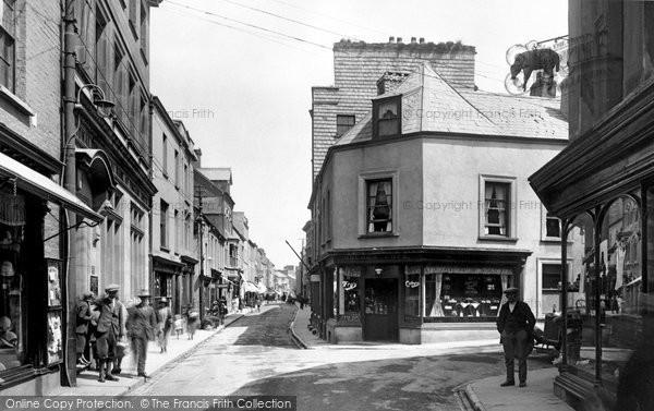Photo of Carmarthen, King Street 1925