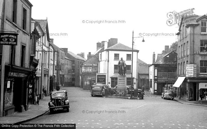 Photo of Carmarthen, Nott's Square 1949