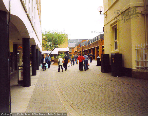 Photo of Carmarthen, Red Street 2004