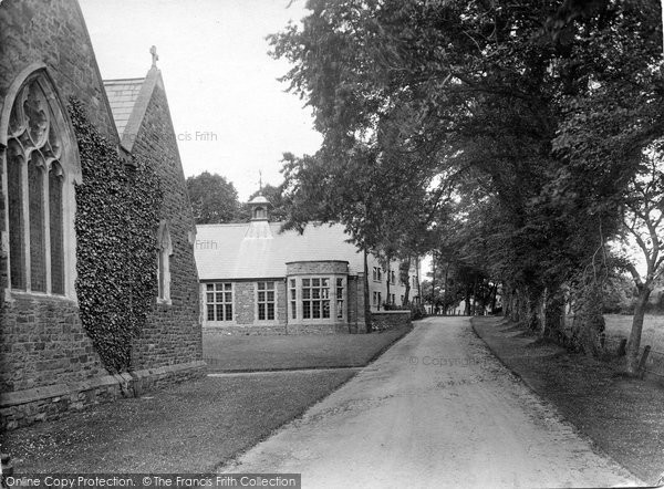 Photo of Carmarthen, South Wales Training College 1925