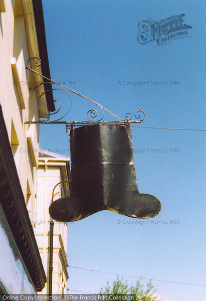 Photo of Carmarthen, The Beaver Hat Sign, Lammas Street 2004