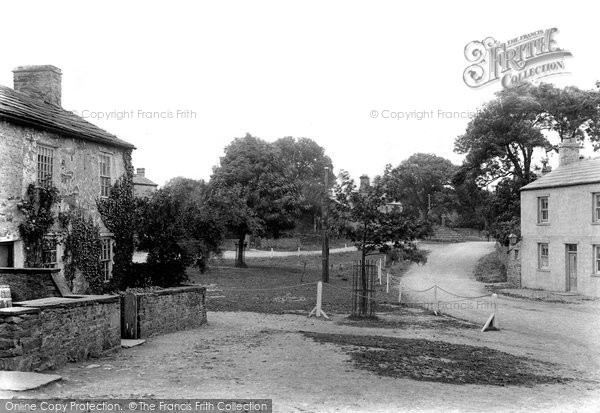 Photo of Carperby, The Village 1909