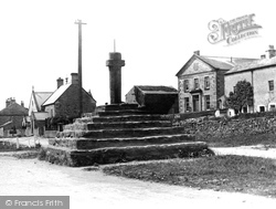 The Village And Cross 1909, Carperby