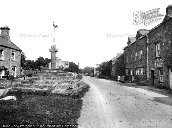 Photo of Carperby, Village And Cross 1929