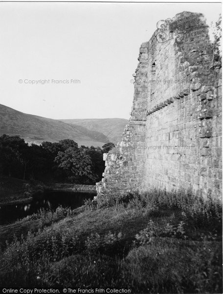 Photo of Carronbridge, Morton Castle 1951