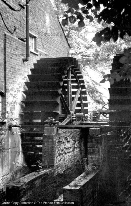 Photo of Carshalton, Mill Wheel Hall c.1955