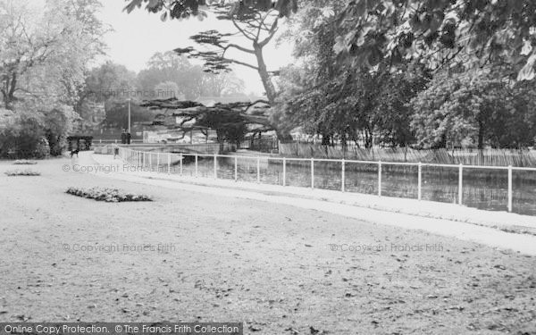 Photo of Carshalton, The Grove c.1965