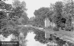 The War Memorial And Pond 1928, Carshalton