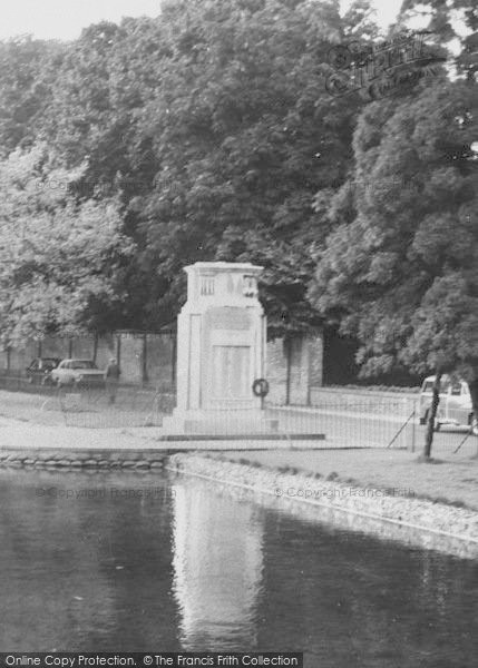 Photo of Carshalton, The War Memorial c.1965