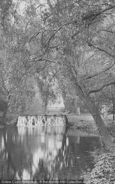 Photo of Carshalton, The Waterfall, Carshalton Place 1928