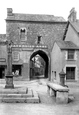 Priory Gateway 1914, Cartmel