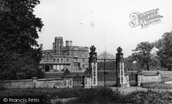 House 1953, Castle Ashby