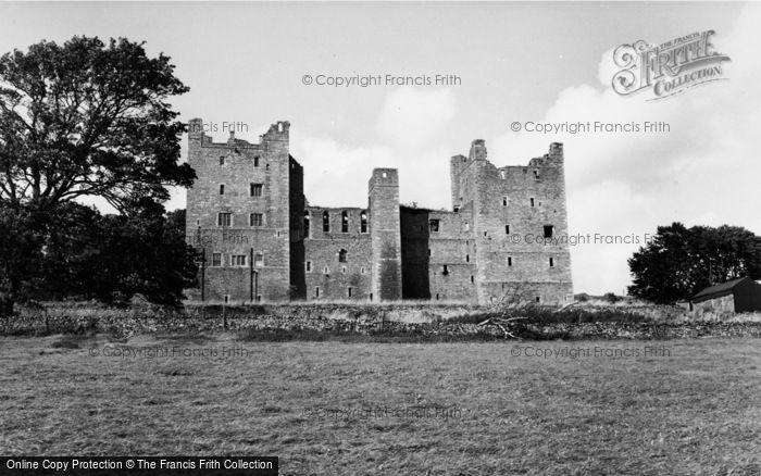 Photo of Castle Bolton, Bolton Castle c.1960