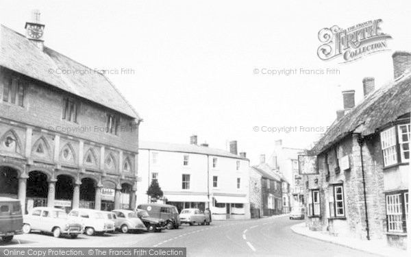 Photo of Castle Cary, Market Place c.1960