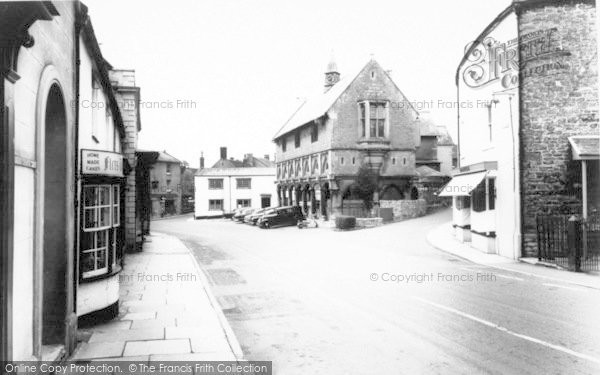 Photo of Castle Cary, Market Place c.1960
