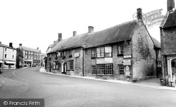 The George Hotel c.1960, Castle Cary