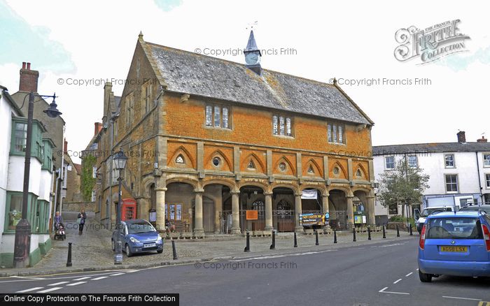 Photo of Castle Cary, The Town Hall c.2009