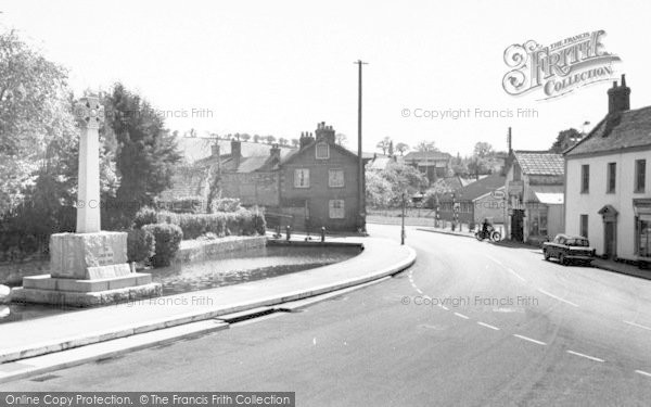 Photo of Castle Cary, The Triangle c.1960