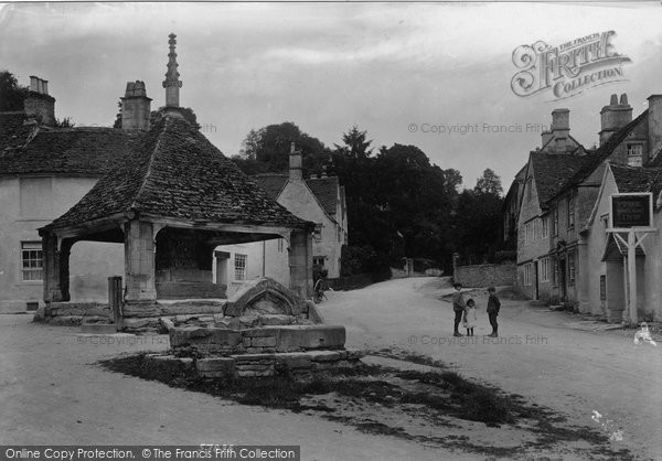 Photo of Castle Combe, 1907