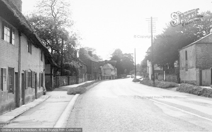 Photo of Castle Donington, High Street c.1955