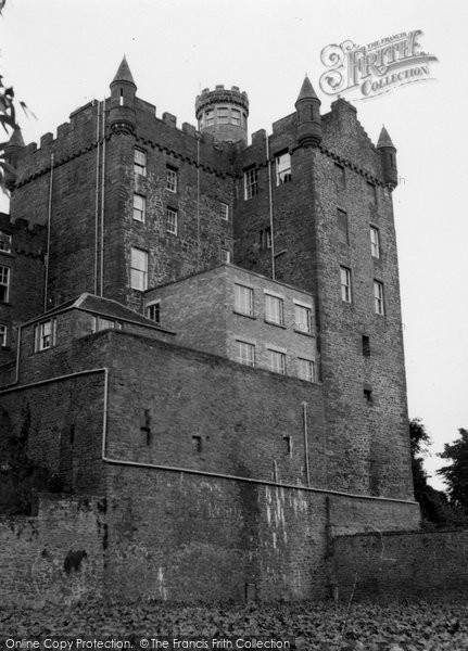 Photo of Castle Huntly, 1957