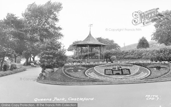 Photo of Castleford, Queens Park c.1955