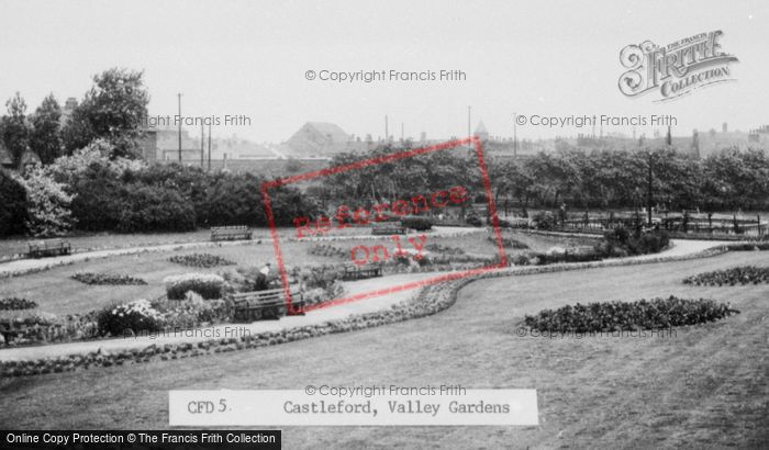 Photo of Castleford, Valley Gardens c.1950