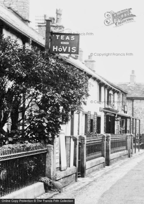 Photo of Castleton, Cross Street 1932