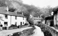 River Styx And Cottages 1909, Castleton